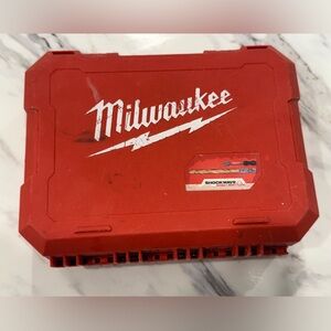 Milwaukee shockwave box impact duty
